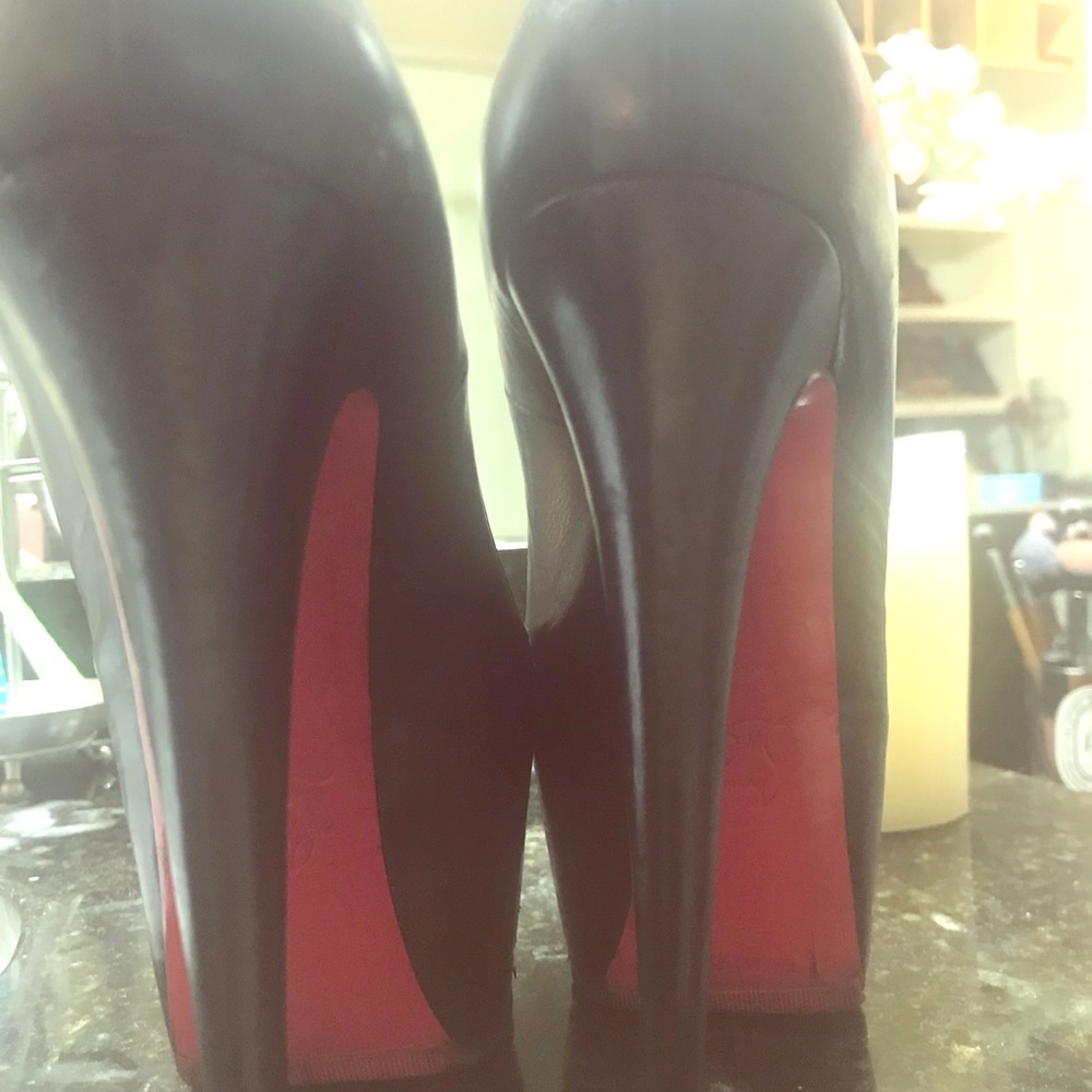 Christian Louboutin daffodils